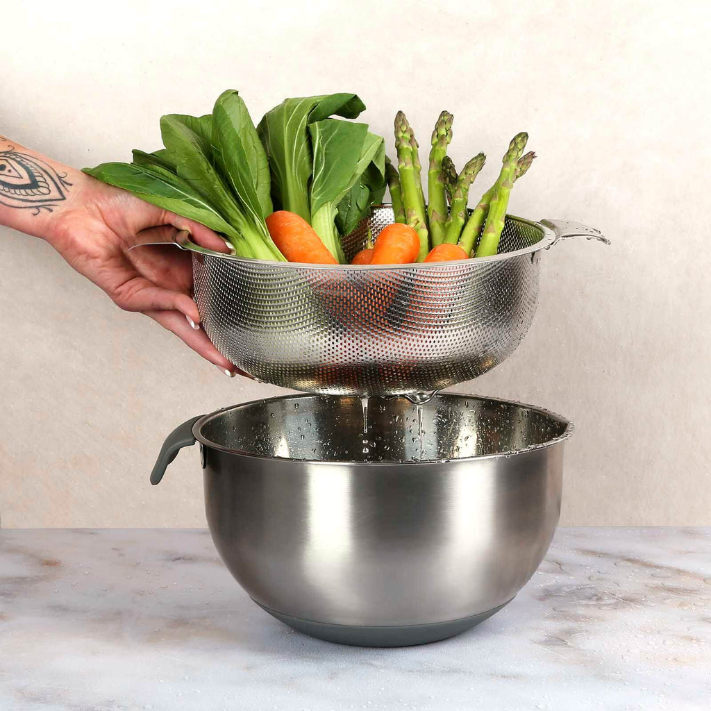 Colander Chef The Head Chef Kitchen Kit | Noah: Starter Kits & Kitchen Essentials ...
